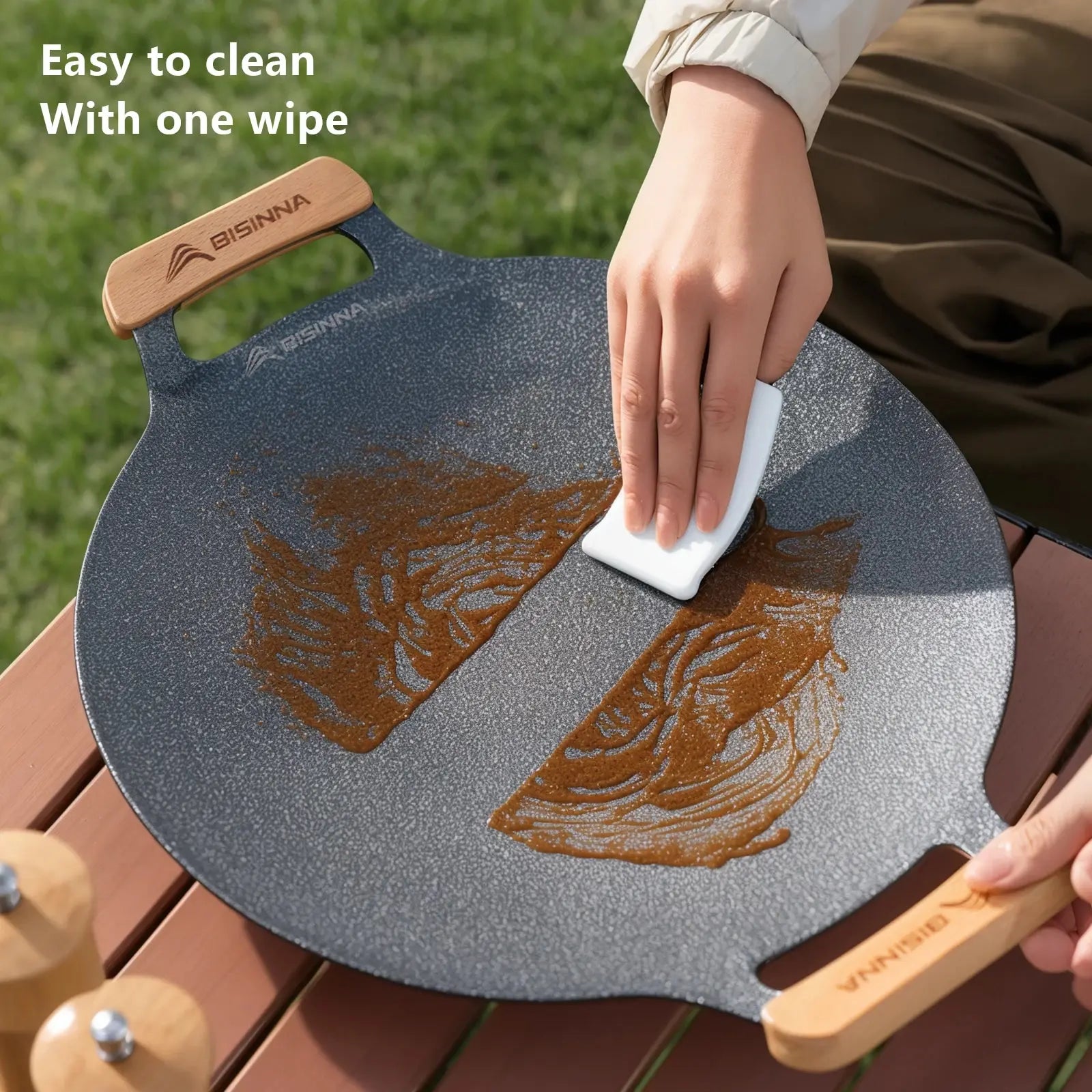 34cm (13.4 in) Non-Stick Outdoor BBQ Grill Pan with Wooden Handles, Stovetop & Camping Korean Grill Plate
