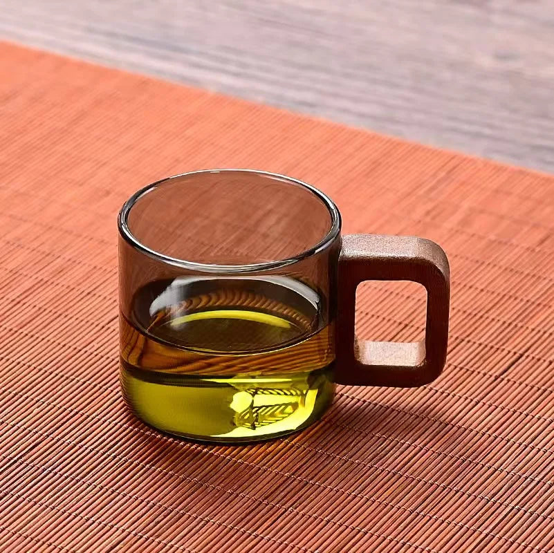 120ml (4 fl oz) Heat-Resistant Glass Tea Cup with Walnut Handle, Mini Espresso & Coffee Mug, Borosilicate Teaware (1-Piece)