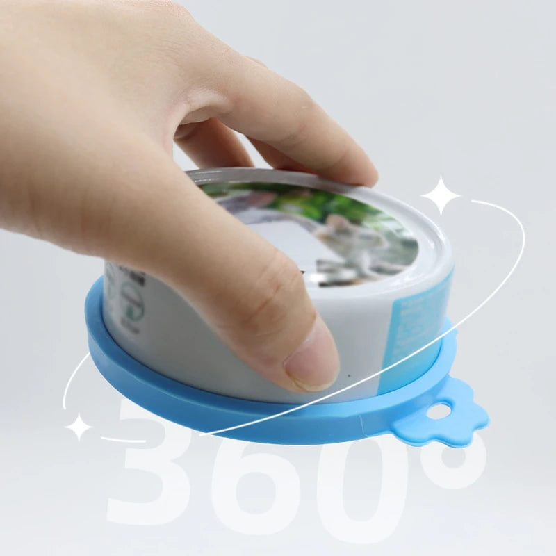 2-Piece Reusable Silicone Pet Can Lid & Spoon Set – Universal Fit (2.5/2.9/3.3 in | 6.35/7.37/8.38 cm) Airtight Seal for Dog & Cat Food