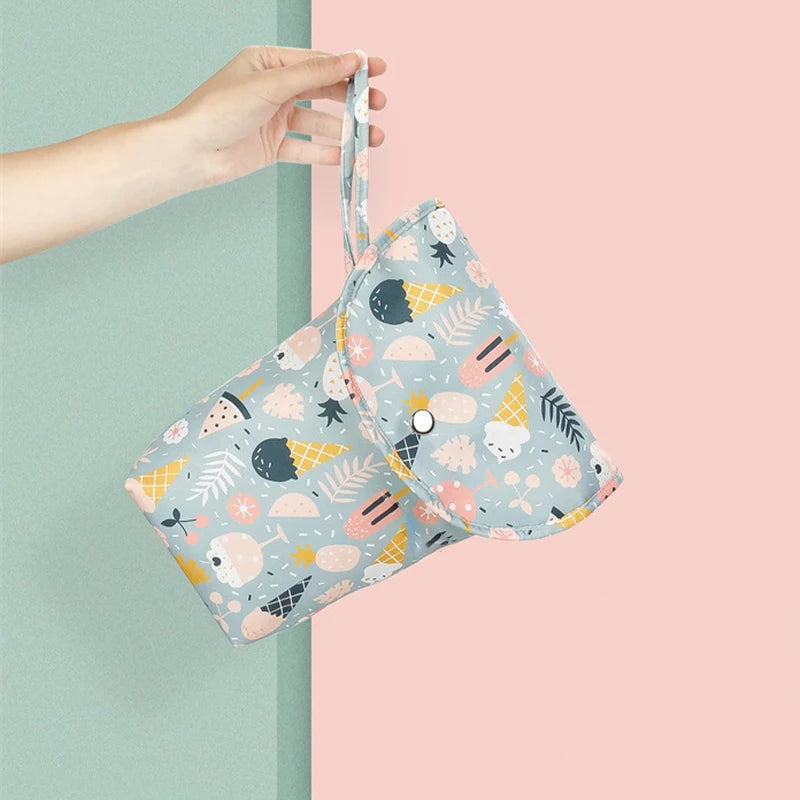 Waterproof Baby Nappy Storage Bag - Portable Diaper Pouch Wet/Dry Mummy Bag