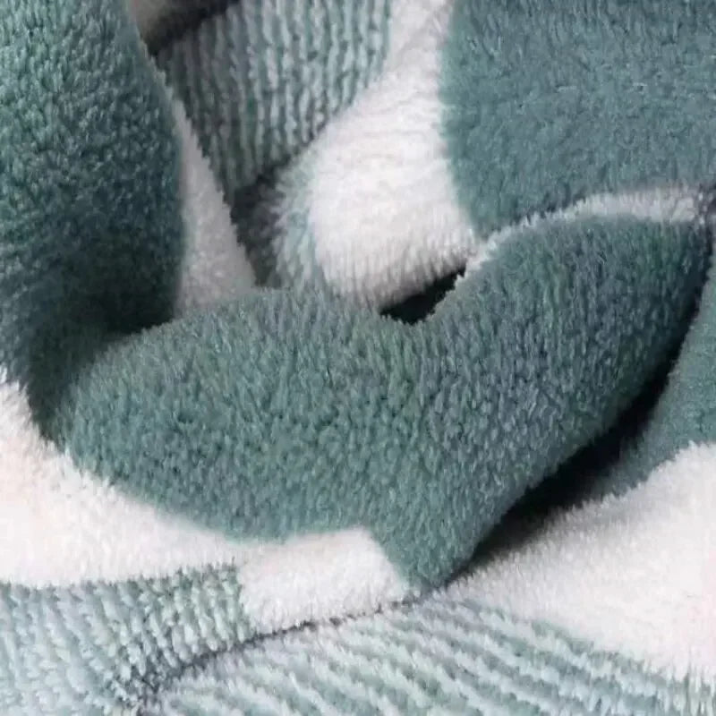 Striped Microfiber Towel Set – 70 x 140 cm (27.6 x 55.1 in) Bath + 35 x 75 cm (13.8 x 29.5 in) Face Towel – Quick Dry, Soft & Absorbent