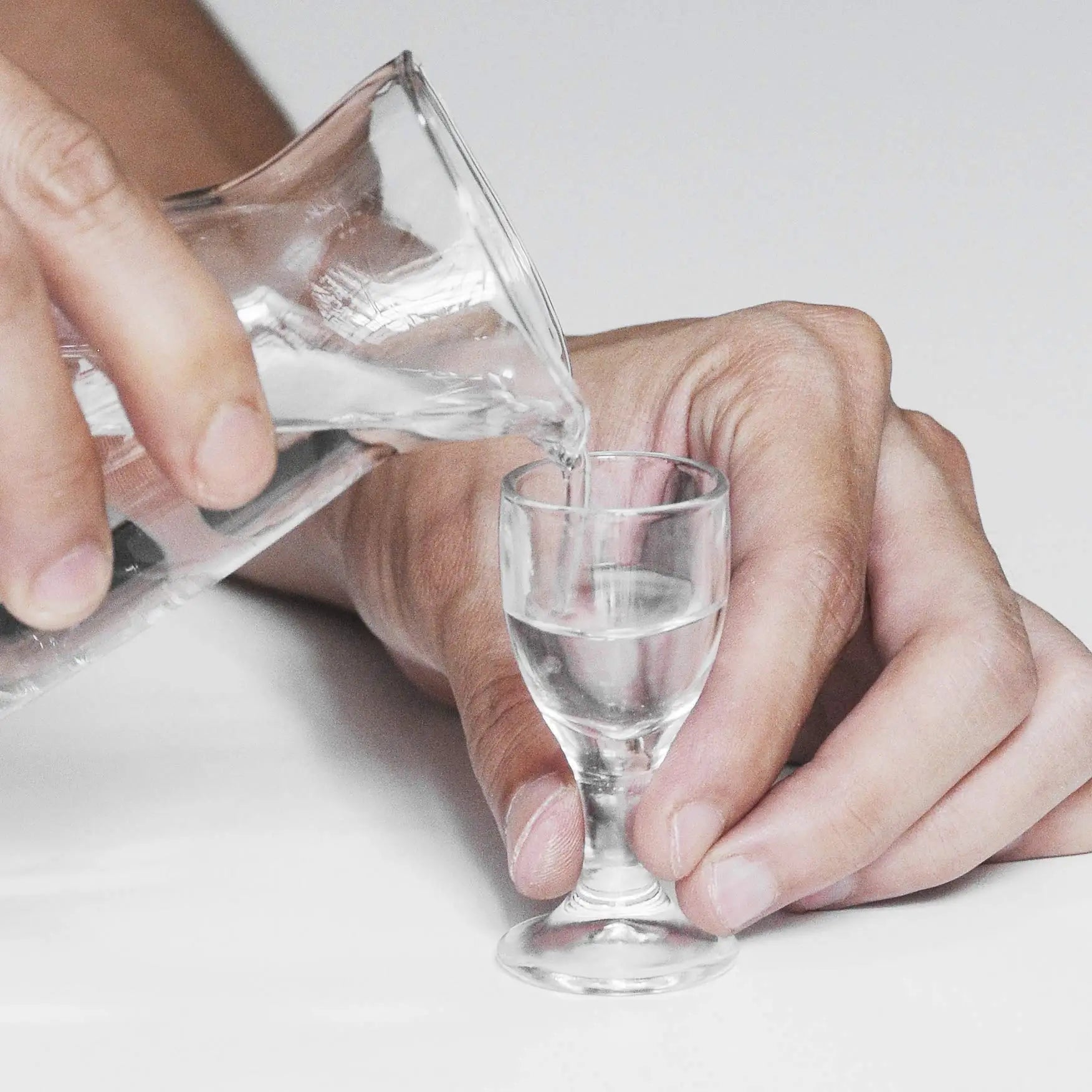 6-Pack Mini Stem Shot Glasses Set — 10/15/25 ml (0.34/0.51/0.85 fl oz) Clear Glass Mini Wine Cups for Sake & Spirits