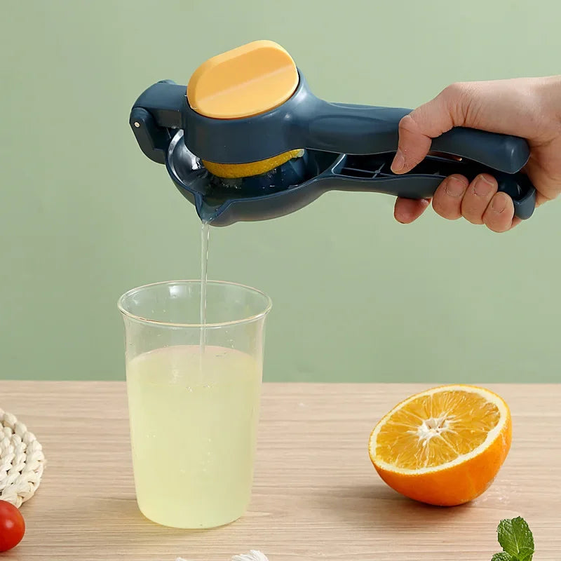 Handheld Citrus Juicer Lemon Lime Squeezer Manual Orange and Lemon Press for Maximum Juice Extraction