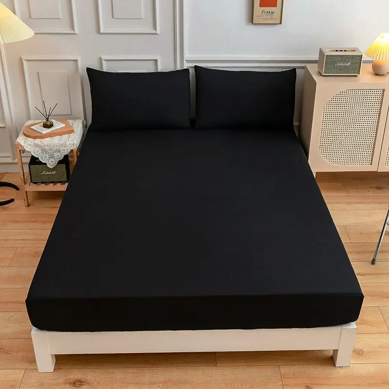3-Piece Queen Size Polyester Bedding Set - Fitted Sheet, Pillowcases & Elastic Mattress Cover