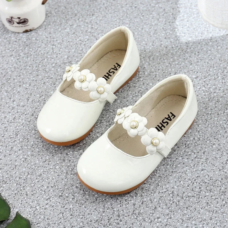 Girls Floral PU Leather Dress Flats with Flower Applique – Princess Party Shoes (EU Sizes 26–36)