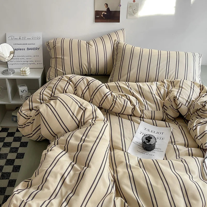 Striped Duvet Cover Bedding Set with Flat Sheet & Pillowcases — Multiple Sizes (Single/Twin/Full/Queen/King)