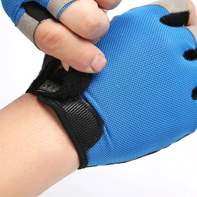 Fingerless Gym Gloves for Men & Women – Anti-Slip Breathable Workout Gloves for Cycling & Weightlifting
