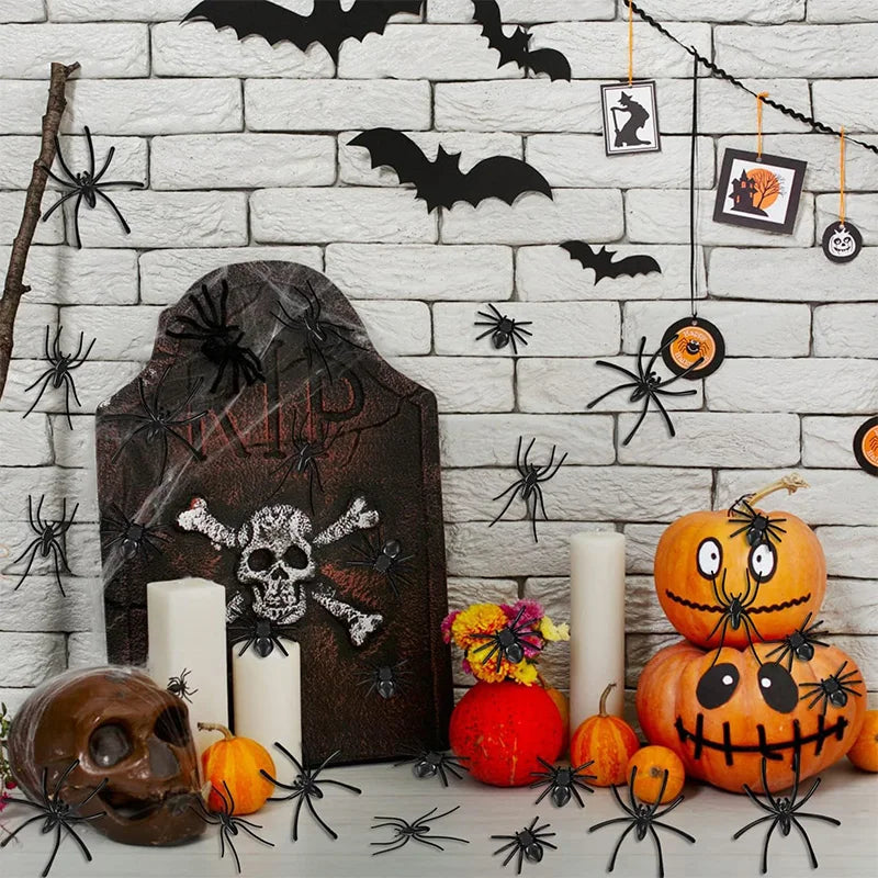 20/40/100-Pack Luminous Black Plastic Spiders – Small Halloween Party Decorations & Prank Toys