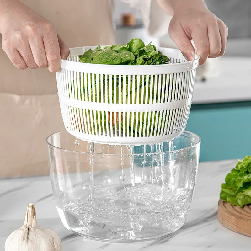 Press-Spin Salad Spinner & Vegetable Dryer - Salad Washer and Dehydrator (21 x 16 x 15 cm / 8.3 x 6.3 x 5.9 in)