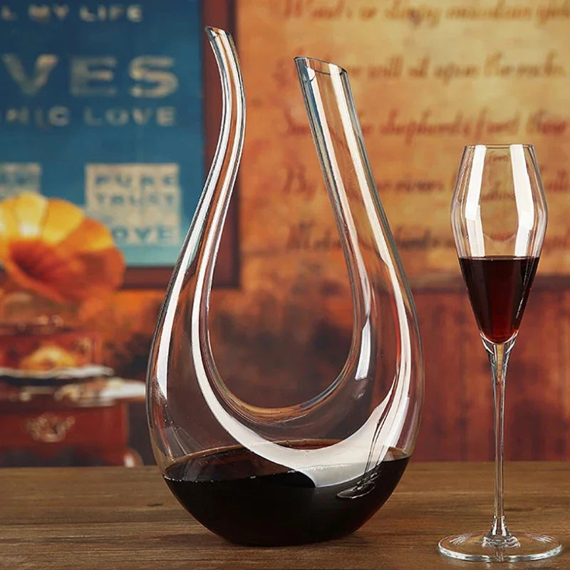 Handmade Lead-Free Crystal Wine Decanter 1.5 L (1500 ml / 50.7 fl oz) U-Shaped Carafe with Pourer Aerator for Home Bar