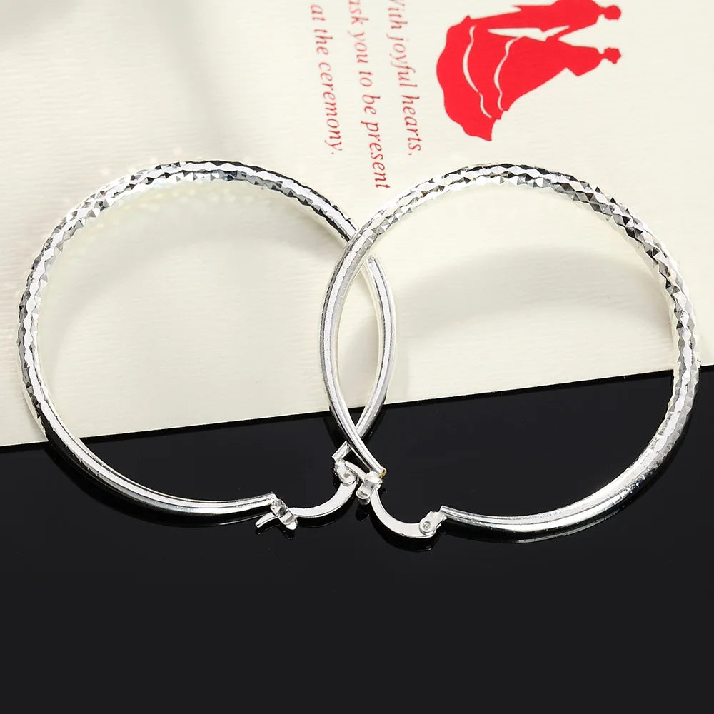 3 cm (1.18 in) Circle Hoop Earrings for Women, Charm Hoops for Wedding & Party Gifts