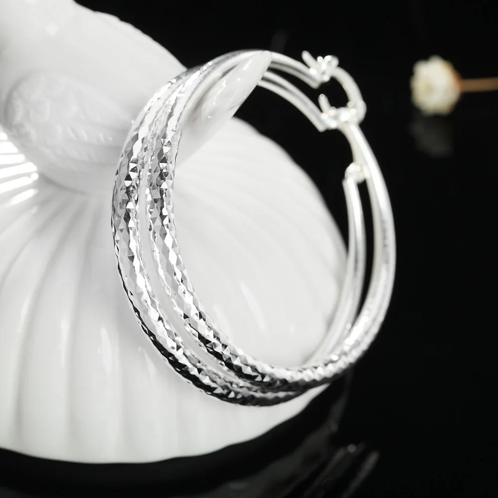 3 cm (1.18 in) Circle Hoop Earrings for Women, Charm Hoops for Wedding & Party Gifts