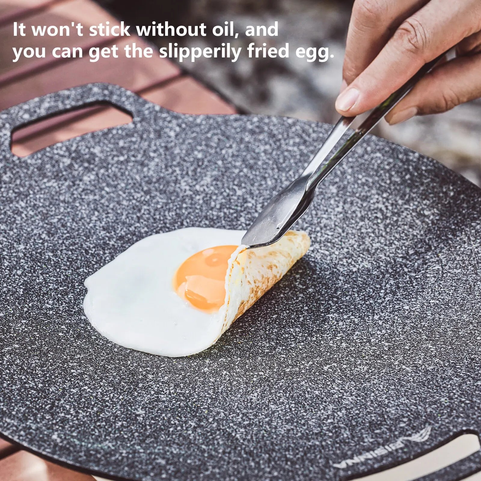 30cm (11.8in) Non-Stick BBQ Grill Pan – Stovetop & Camping Korean-Style Grill Plate with Wooden Handle