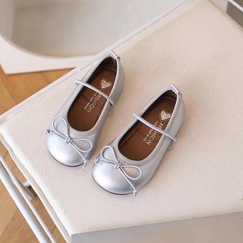 Girls PU Leather Oxfords Soft Toddler and Kids School Flats in Gold and Silver