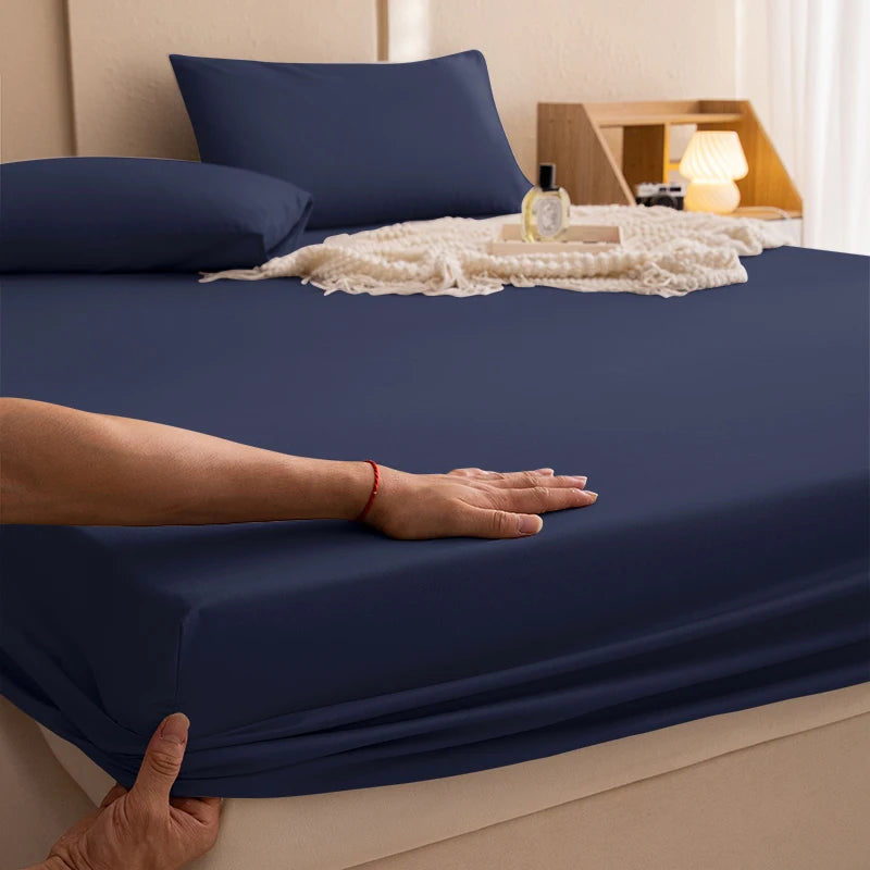Waterproof Mattress Protector Fitted Sheet with Elastic Band – TPU-Backed, Breathable, Dust Mite & Anti-Bacterial – Fits Mattresses up to 46 cm (18 in) | Sizes 90x200 / 140x200 / 160x200 / 180x200 cm
