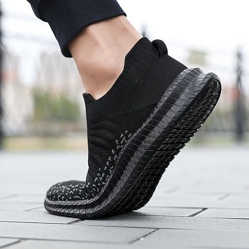 Breathable Men's Lightweight Slip-On Mesh Walking Sneakers - Non-Slip Vulcanized Sole