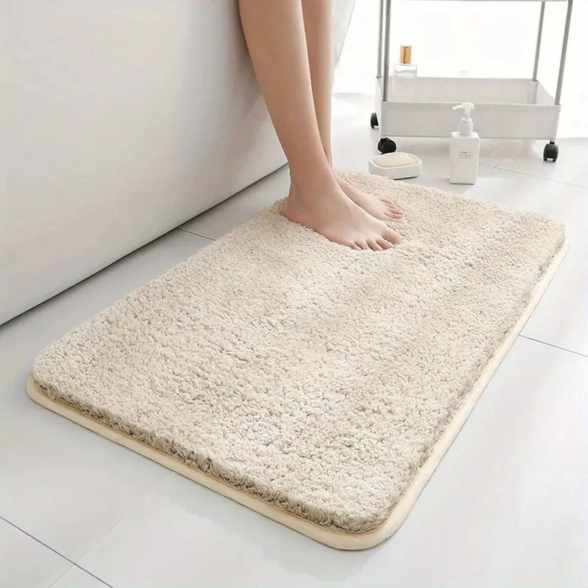 Water-Absorbent Anti-Slip Thickened Long-Pile Bathroom Mat Machine Washable Bath Rug