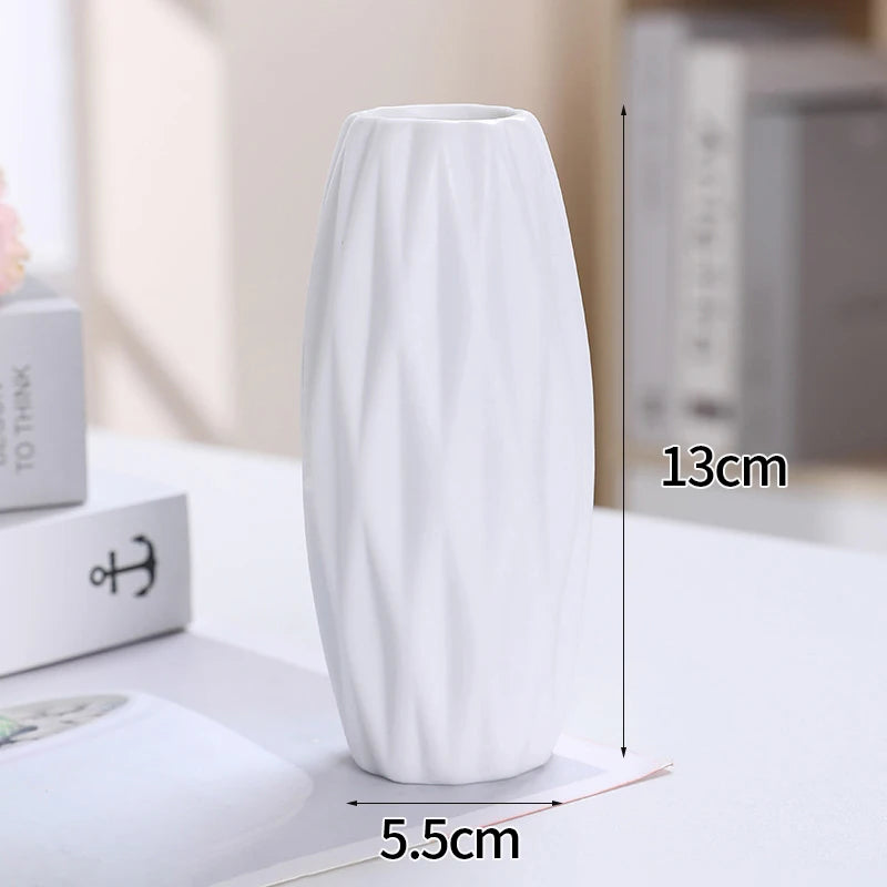 White Ceramic Bud Vase Nordic Matte Decorative Vase for Home Living Room Tabletop Flower Arrangements Photo Props