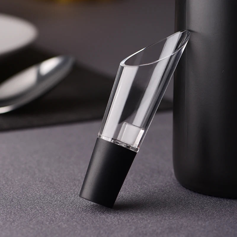 Wine Aerator Pourer Spout with Stopper – Portable Wine Decanter Pouring Tool