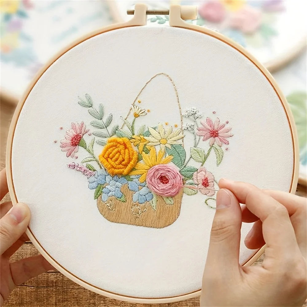 Floral Embroidery Starter Kit for Beginners 20 x 20 cm (7.87 x 7.87 in) DIY Sewing Craft Set with Hoop, Needles & Threads