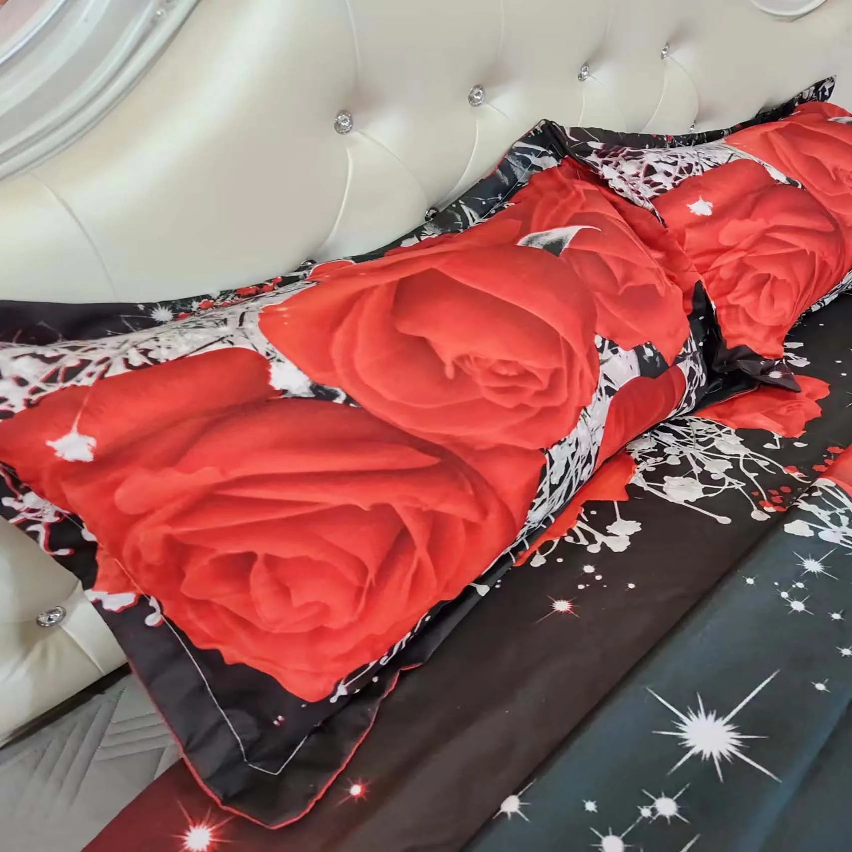 2/3-Piece Red Rose Print Microfiber Duvet Cover Set – Soft Bedding (Duvet Cover + 1/2 Pillowcases, No Insert)
