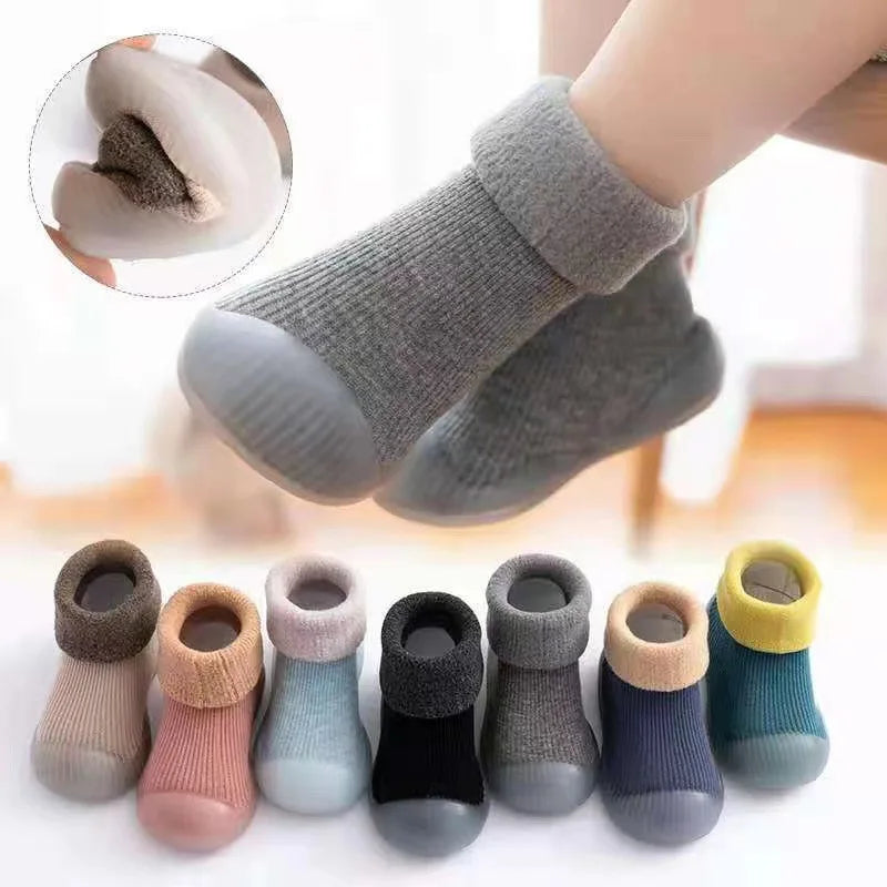 Warm Baby First Walker Shoes — Newborn to 4 Years Unisex Winter Slip-On Anti-Slip Rubber Sole