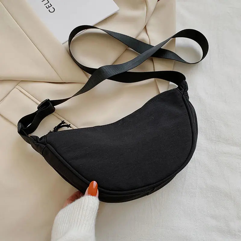 Casual Half Moon Crossbody Shoulder Bag - PU Leather Satchel Messenger, 33 x 17 x 9 cm (13 x 6.7 x 3.5 in) - Unisex Everyday Sling