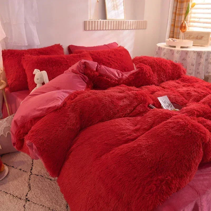 Solid Plush Fleece 5-Piece Winter Bedding Set - Queen (87 x 94 in / 220 x 240 cm) Thick Warm Duvet Cover with Heart Throw Pillow