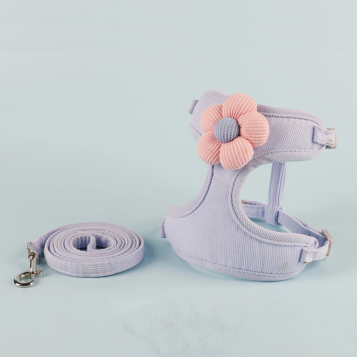 Adjustable Breathable Cat & Small Dog Harness with 120 cm (47 in) Leash, Escape-Proof Chest Strap S/M