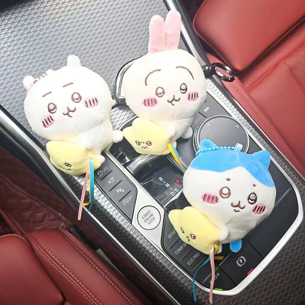Hachiware Usagi Plush Keychain – Star Hugging Doll Pendant, Soft Hanging Plush Charm for Bags & Backpacks (Bead Chain or Metal Buckle)