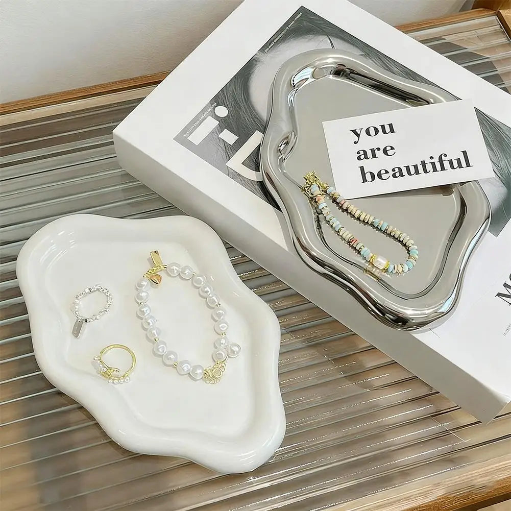Cloud-Shaped Jewelry Storage Tray 19.5 x 13.5 cm (7.7 x 5.3 in) - Plastic Electroplated Organizer for Earrings, Rings & Accessories