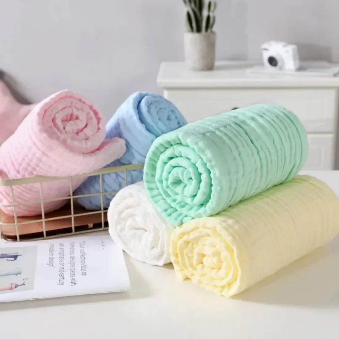 6-Layer Cotton Muslin Baby Swaddle Blanket 105 x 105 cm (41.3 x 41.3 in) - Gauze Bath Towel & Newborn Receiving Blanket