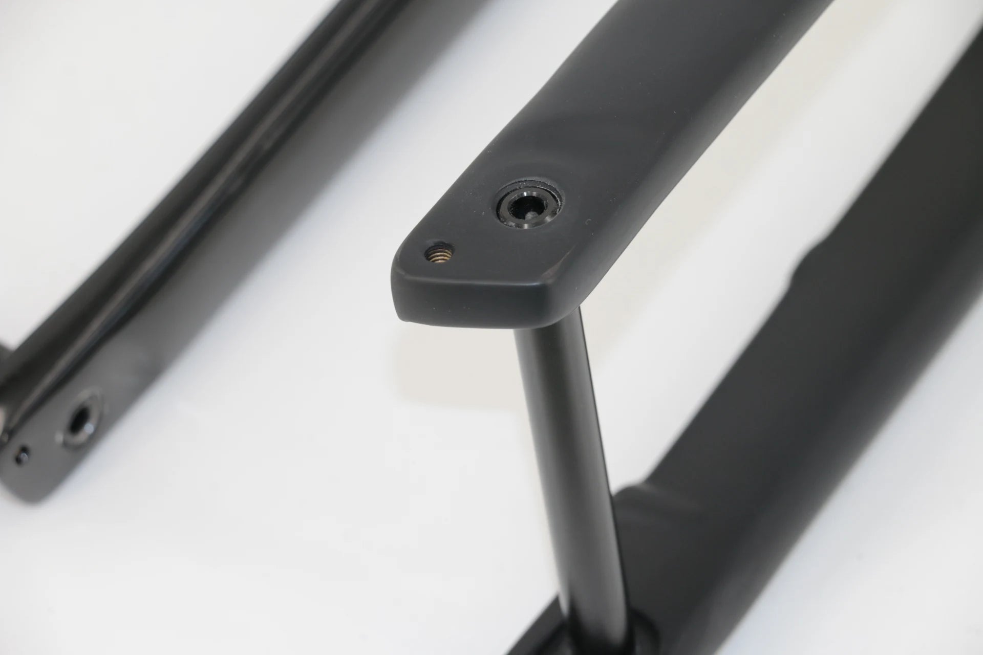 700C UD T800 Full Carbon Road & Gravel Bike Fork — Disc Brake, Luggage Carrier Mount, 45mm Offset
