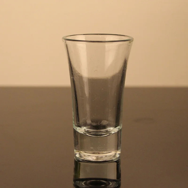 20ml Shot Glass – Thick-Bottom Clear Baijiu & Vodka Shooter Cup, Classic Party & Bar Drinkware