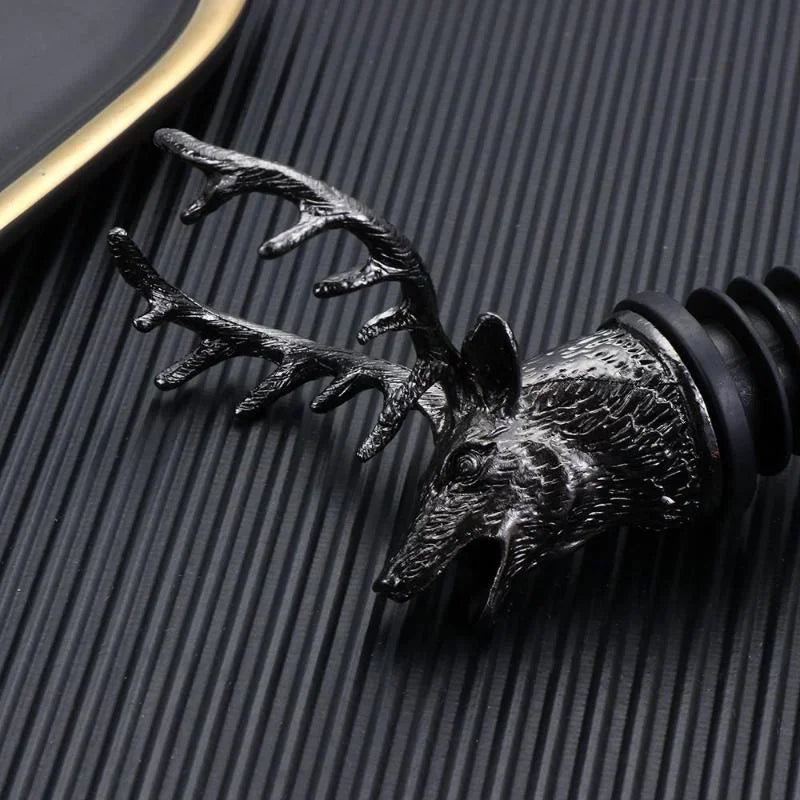 Deer Head Zinc Alloy Wine Pourer & Bottle Stopper — Stag Wine Aerator with Silicone Seal, Fits 18–22mm Bottles