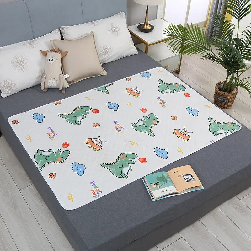 Washable Waterproof Baby & Toddler Mattress Protector Cute Cartoon Reusable Urine Pad 50×70 cm (19.7×27.6 in)