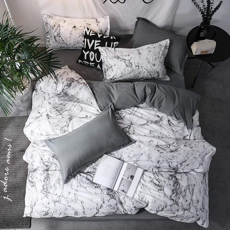 3-Piece Duvet Cover Set with 2 Pillowcases – 100% Polyester Quilt Cover Bedding for Single/Double/Queen/King Beds