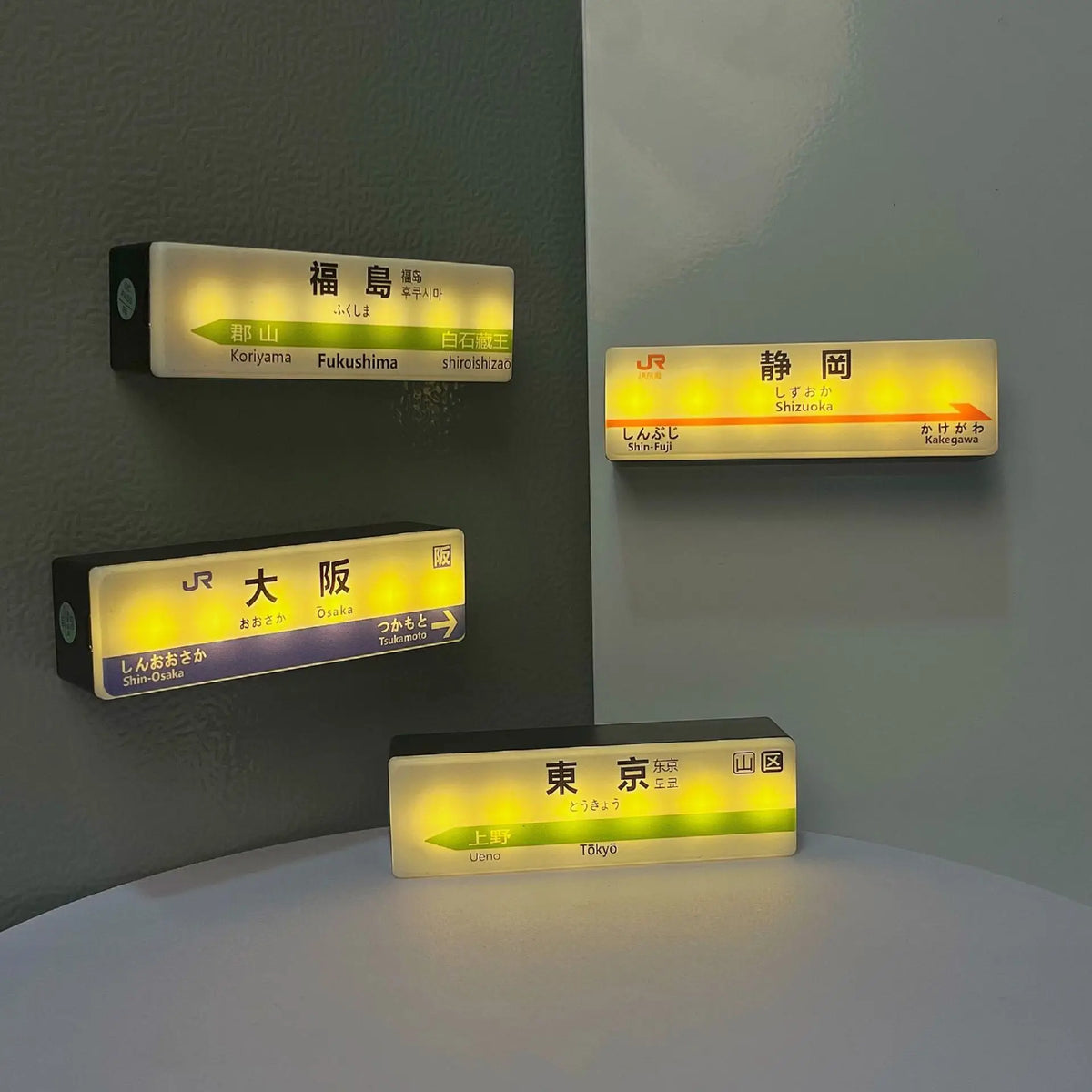 Shinkansen LED Fridge Magnet Light-Up Mini Train Model Magnetic Home Decor