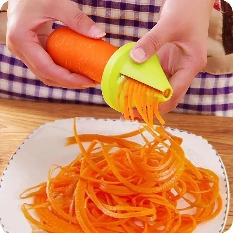 Handheld Spiralizer Vegetable Slicer - Compact Zucchini Noodle Maker & Grater (2.6 x 2.8 in / 6.5 x 7 cm)