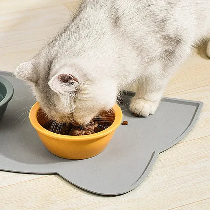 Silicone Pet Feeding Mat - Non-Slip Waterproof Anti-Spill Placemat for Dogs & Cats