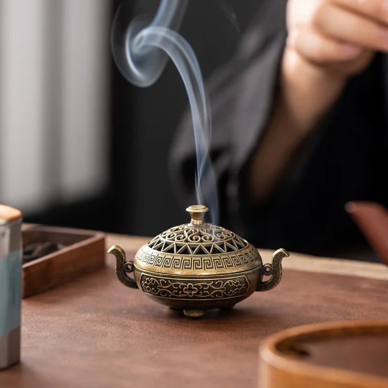 Mini Copper Incense Burner - Hollow Three-Legged Desktop Aromatherapy Plate (2.99 x 2.28 x 1.85 in / 7.6 x 5.8 x 4.7 cm)