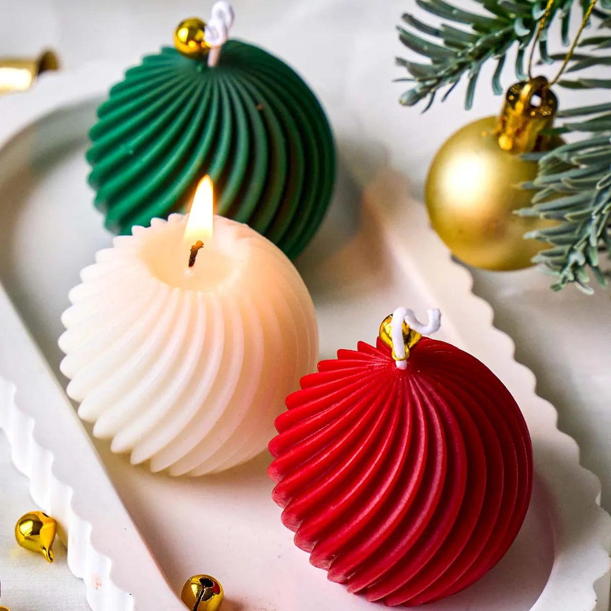 3D Christmas Ball Silicone Mold - Twist Stripe Candle & Soap DIY Mold for Holiday Crafts, Gifts & Home Decor