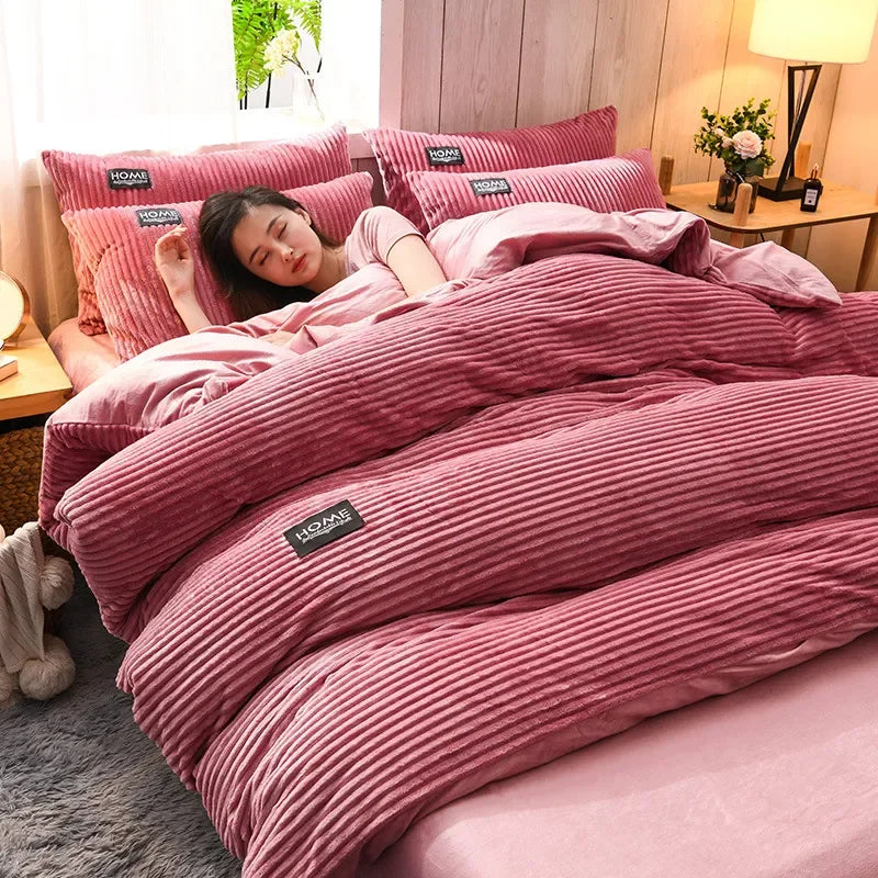 Thick Velvet Duvet Cover Set with 2 Pillowcases - Warm Winter Comforter Cover, Available 150×200 to 220×240 cm (59×79 to 87×94 in)