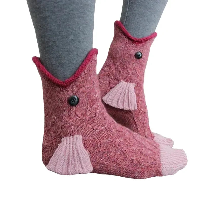 Women's Christmas Crocodile Knit Socks - Cute Funny Animal Holiday Crew Socks
