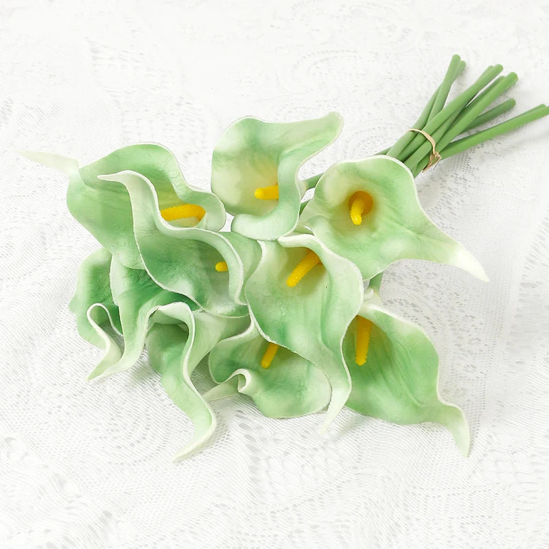 5-Pack PU Calla Lily Artificial Flowers Bouquet – 15.7 in (40 cm) Faux Calla Lilies for Wedding & Home Decor Vase Arrangement