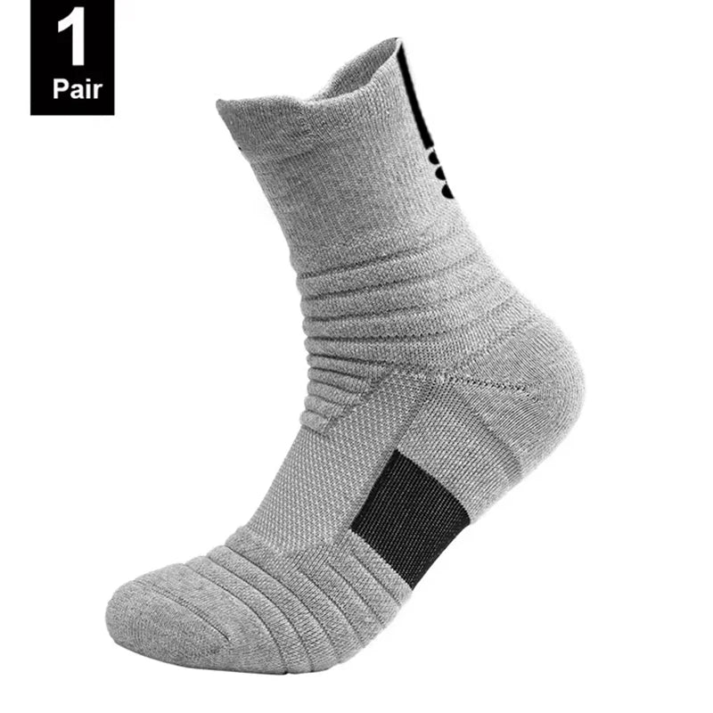 Anti-Slip Football & Basketball Socks for Men – Breathable Deodorizing Sport Socks, Ankle/Low Tube, 1 or 3 Pairs, EU 39-45