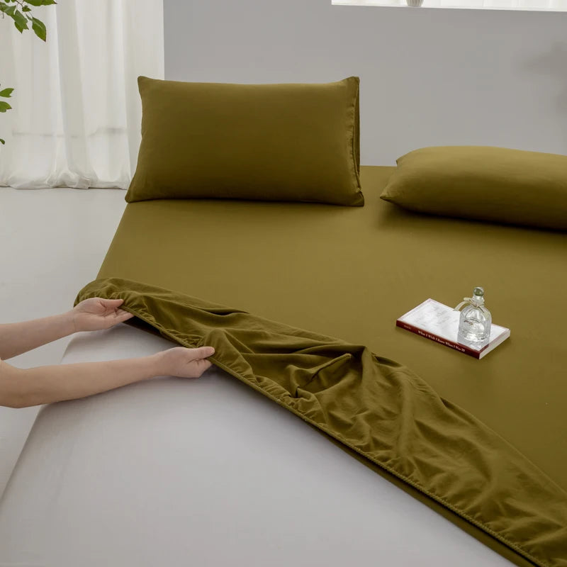 100% Cotton Fitted Sheet – Soft Breathable Deep Pocket Mattress Cover with Elastic Edge (Single, Double, Queen, King)