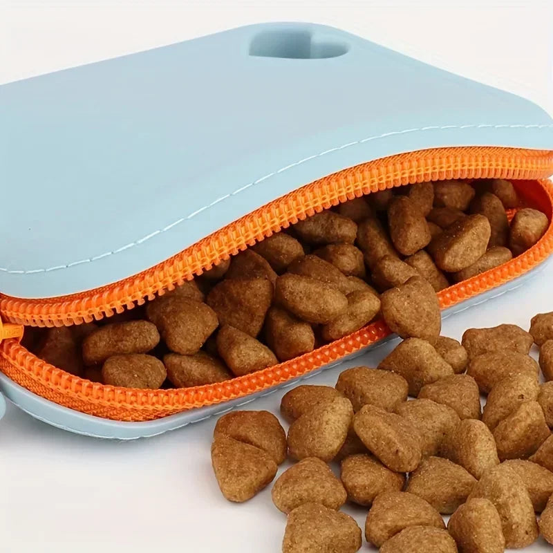 Portable Food-Grade Silicone Dog Treat Pouch — 1.5 Cup (360 ml) Leakproof Hands-Free Training Bag with Belt Clip & Carabiner