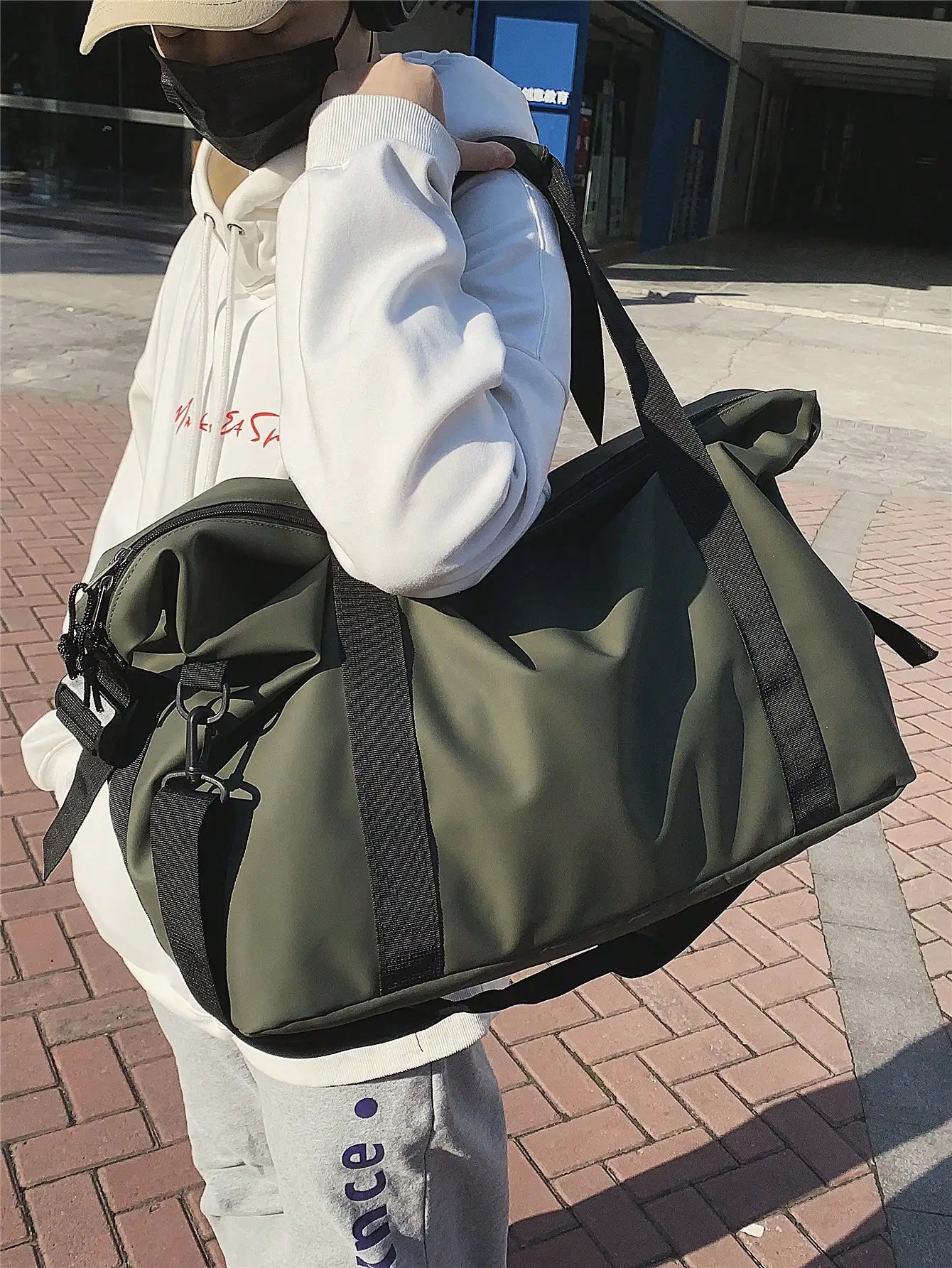 Large Capacity Lightweight Travel & Gym Duffel - Nylon Handheld One-Shoulder Crossbody Bag