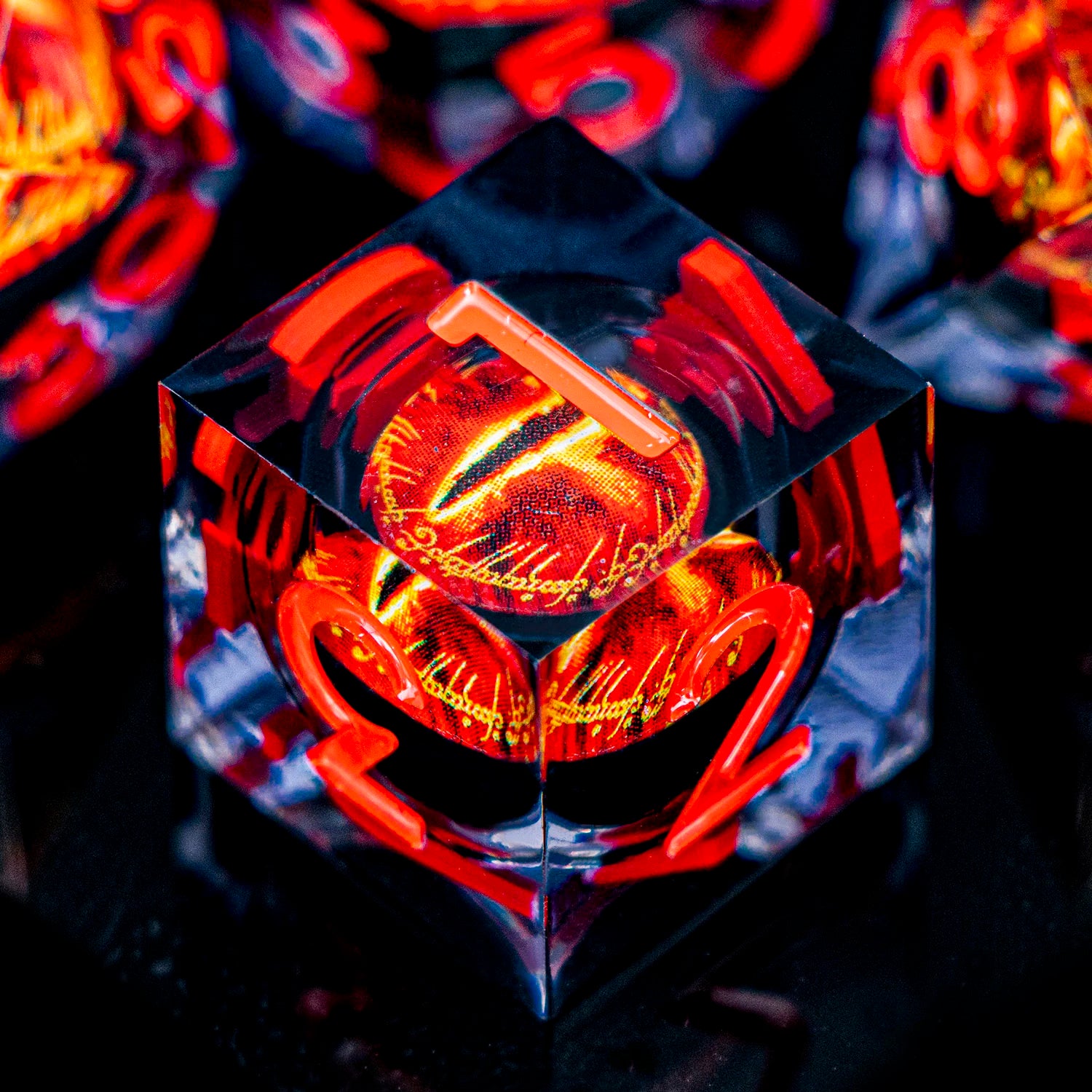 7-Piece Liquid Core Eye of Sauron Resin Dice Set Sharp-Edge D20 for D&D Tabletop RPG